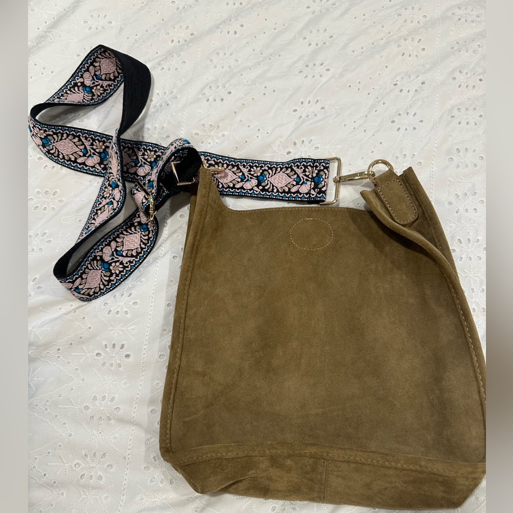 Ahdorned Bag and Strap